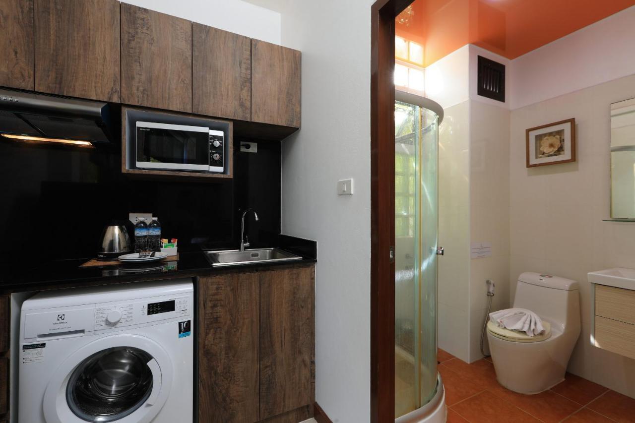 Palm Oasis Apartment Nai Harn Exterior photo