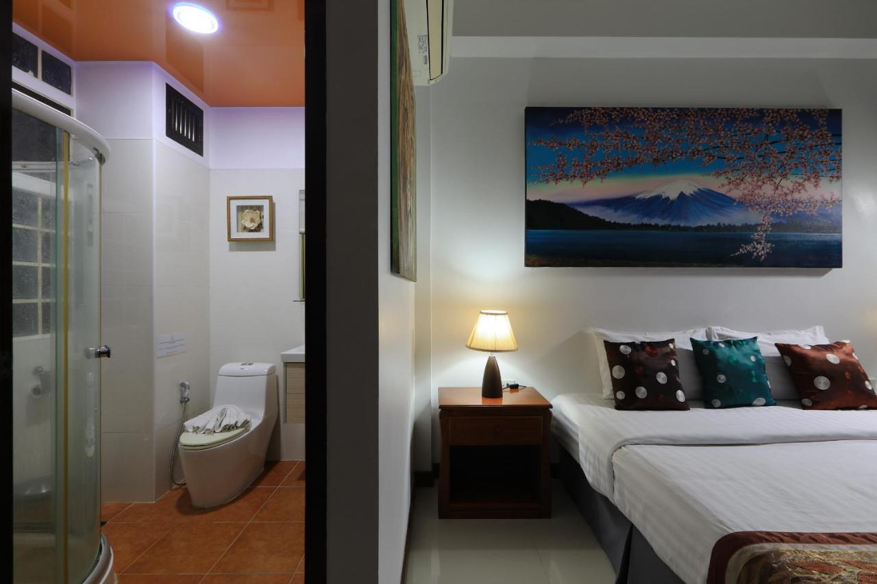 Palm Oasis Apartment Nai Harn Exterior photo